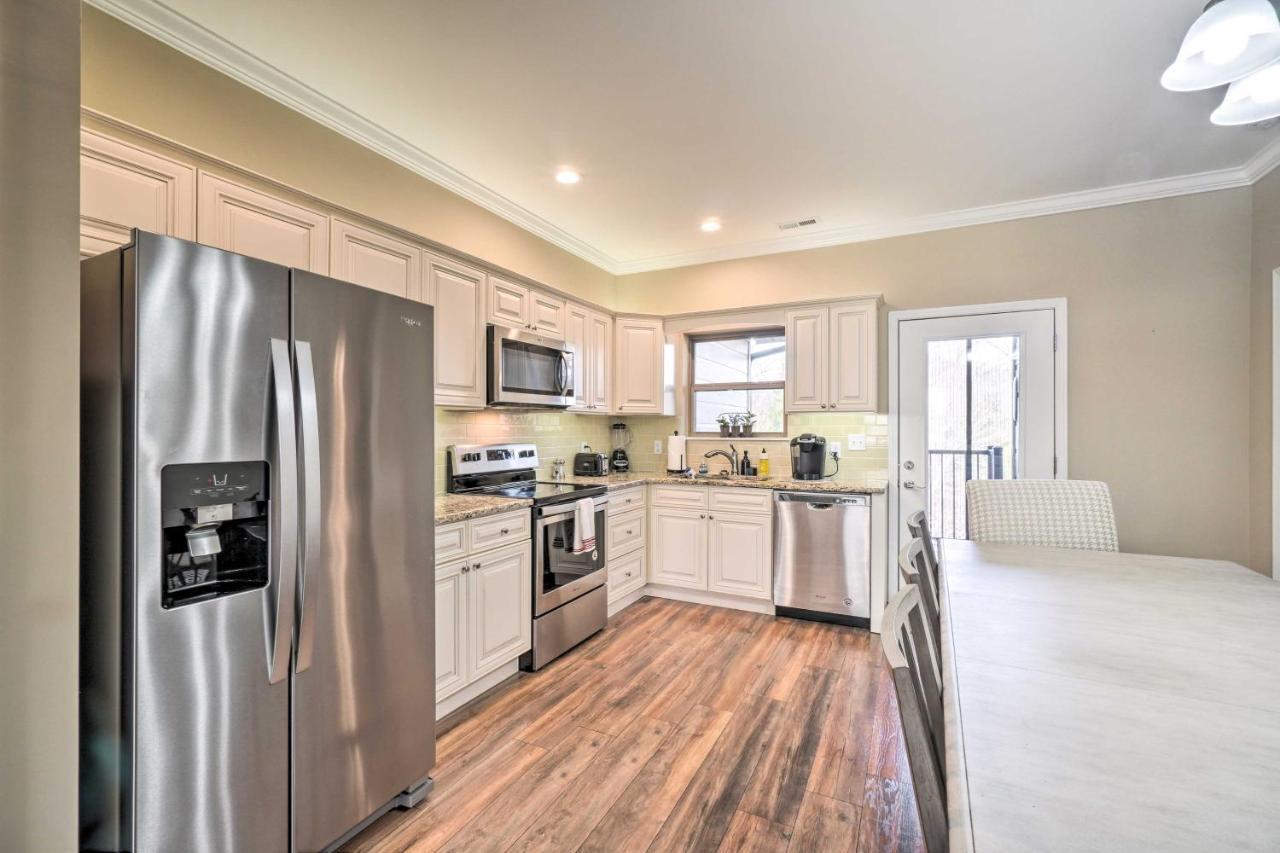 Chic Townsend Condo With Saltwater Pool! Exterior photo